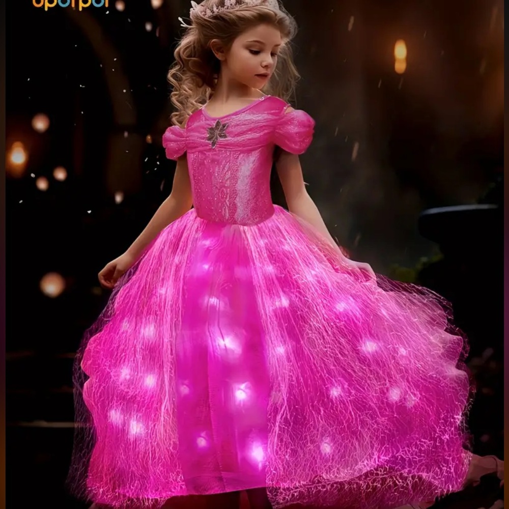 NWT MAGNIFICENT LIGHTED PRINCESS Halloween Costume with CROWN Sz 7-8